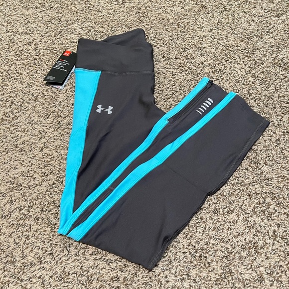 Under Armour Pants - NWT! Under Armour Full-length Leggings!